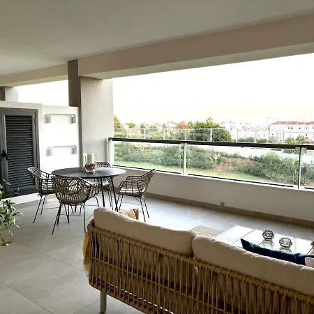 Coastal Elegance Retreat Apartment *